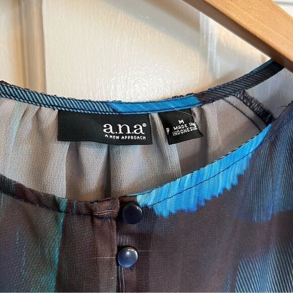 a.n.a patterned blouse   - Picture 5 of 9